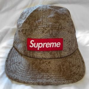 SUPREME Box Logo Canvas Hat (Snake Skin Print)